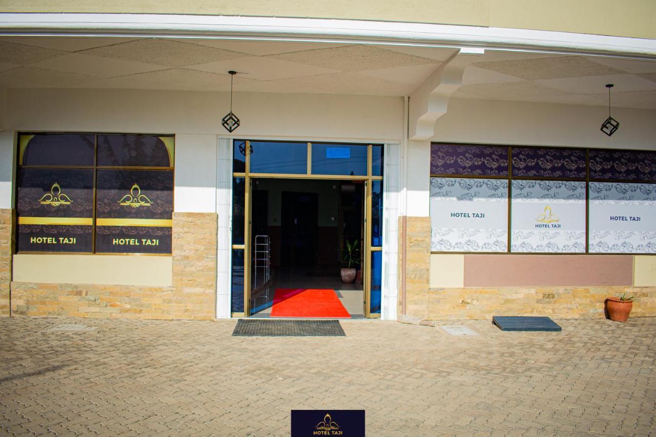 Hotel Taji Nanyuki Exterior foto